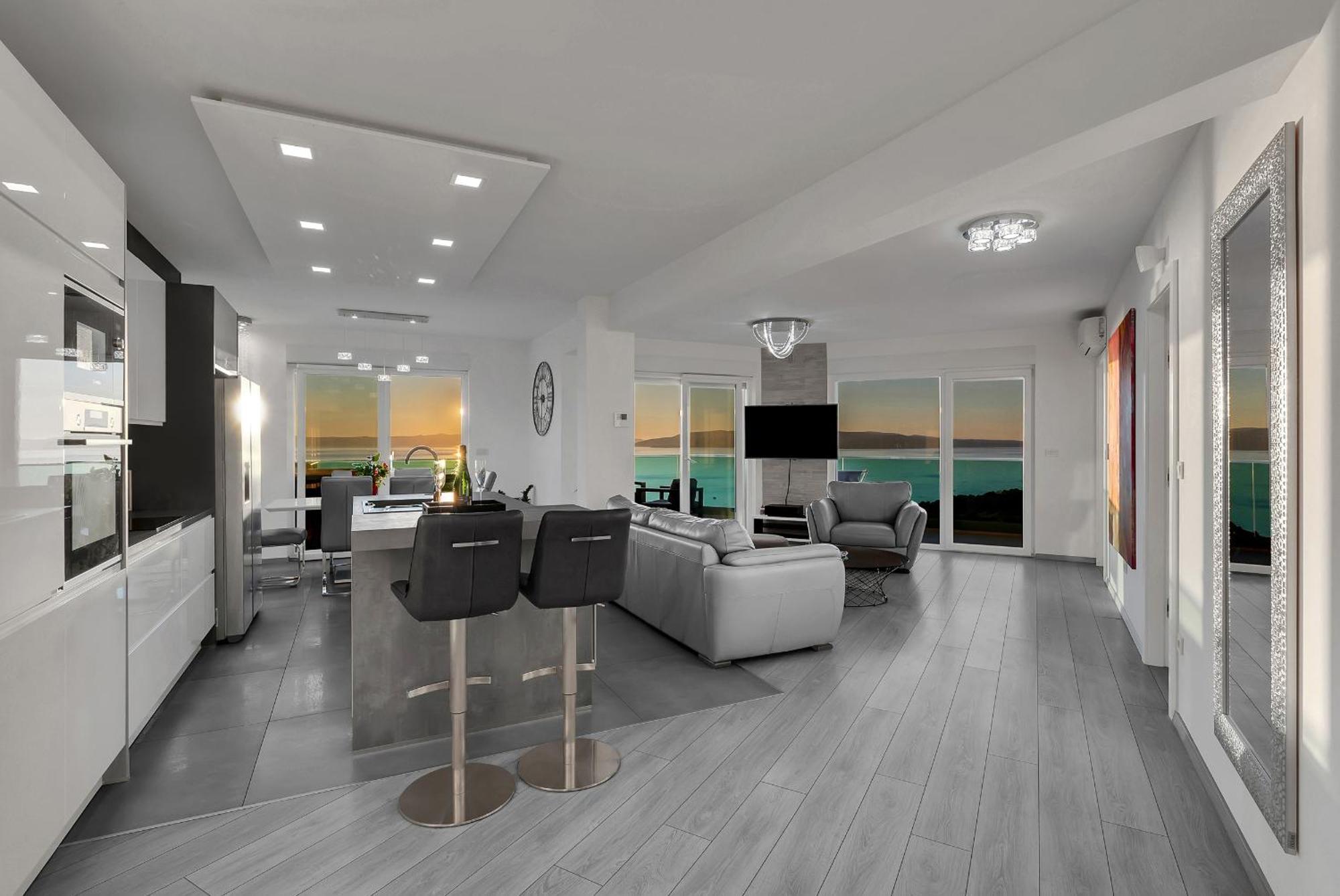 Appartamento Exclusive Penthouse Big Blue With Private Jacuzzi Makarska Esterno foto
