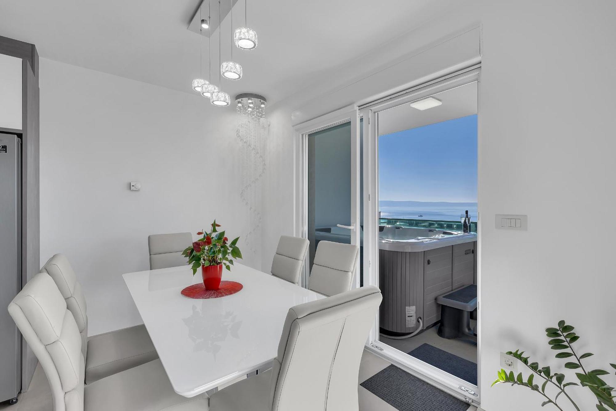 Appartamento Exclusive Penthouse Big Blue With Private Jacuzzi Makarska Esterno foto