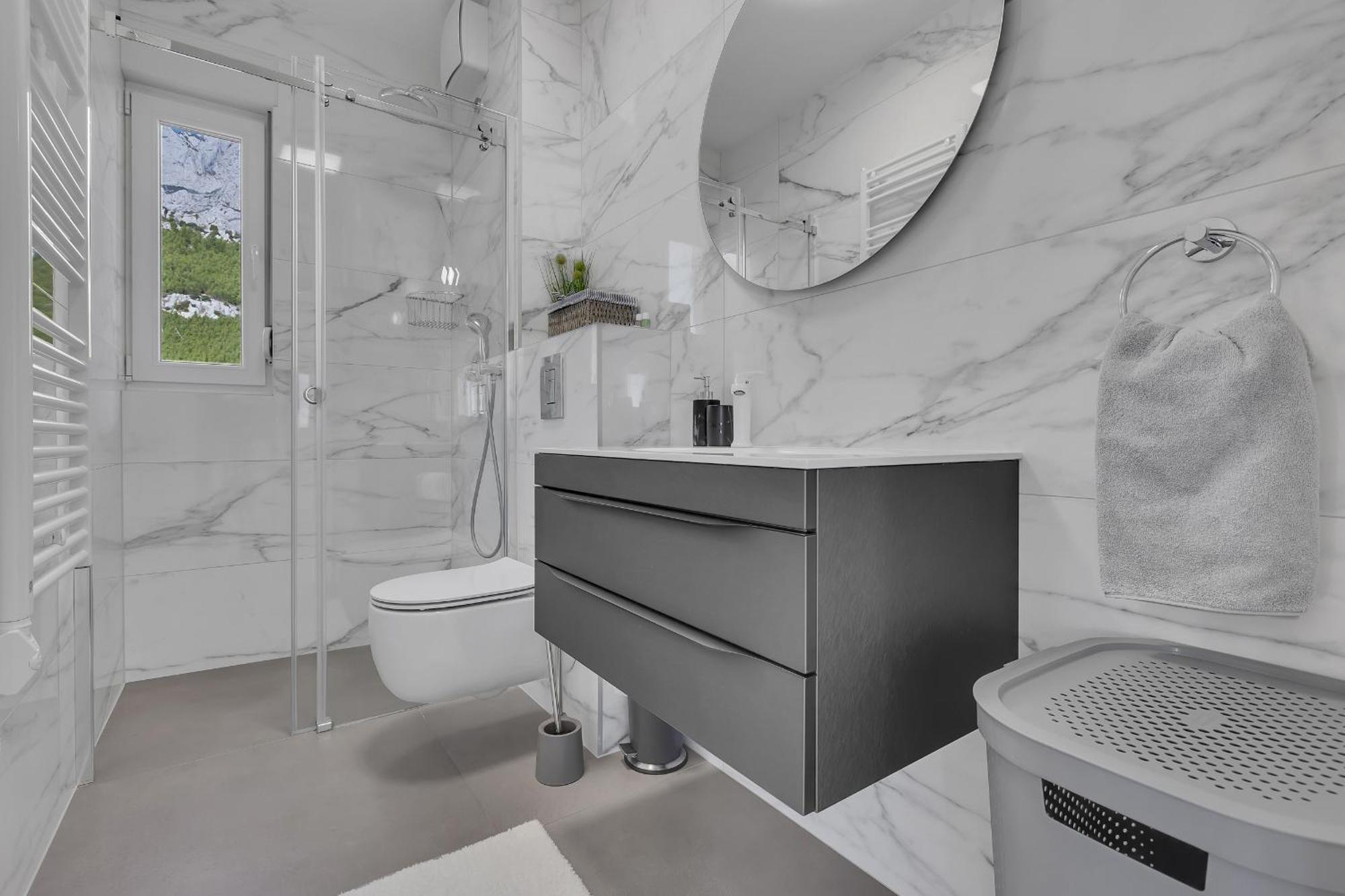 Appartamento Exclusive Penthouse Big Blue With Private Jacuzzi Makarska Esterno foto