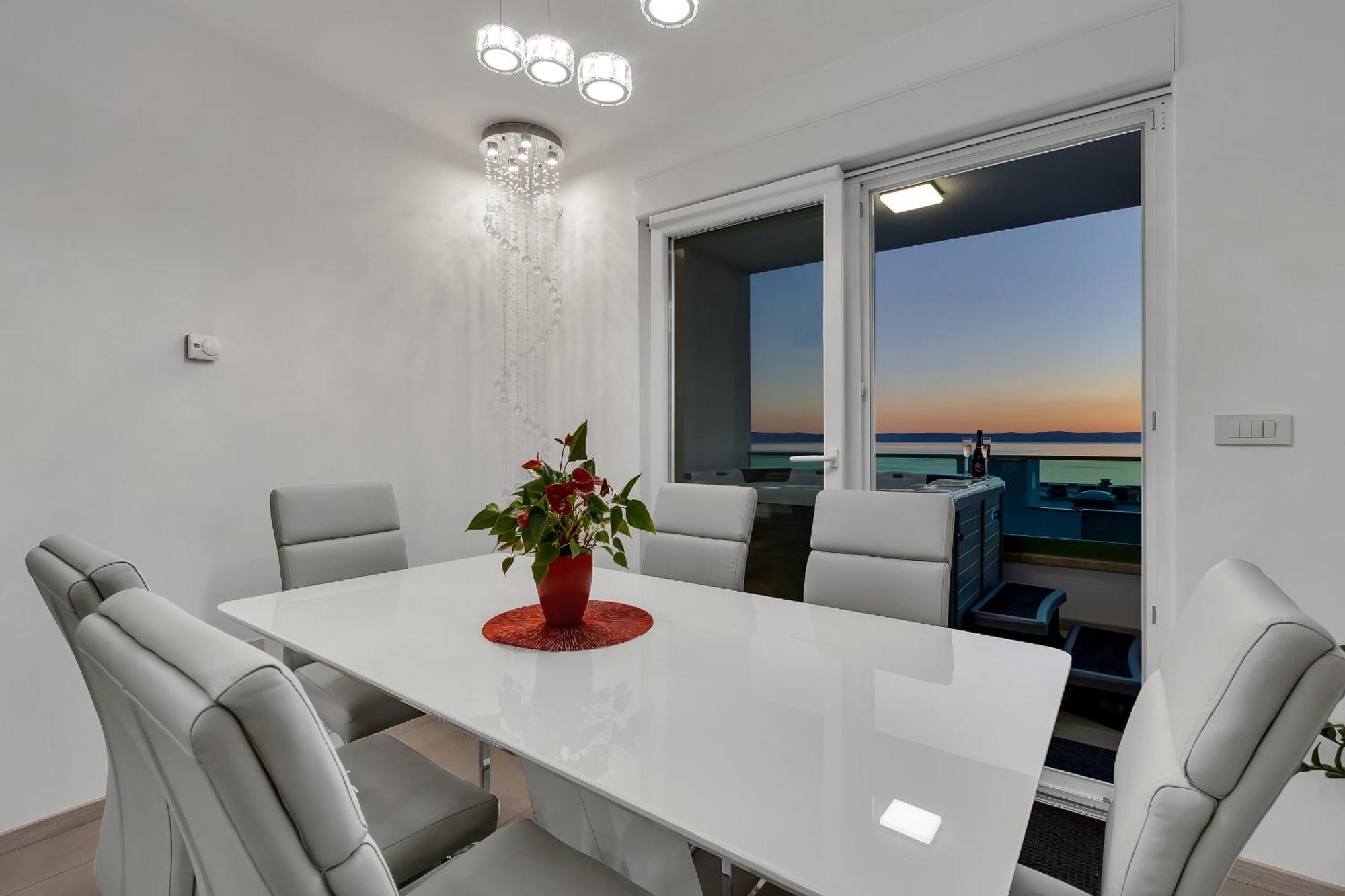 Appartamento Exclusive Penthouse Big Blue With Private Jacuzzi Makarska Esterno foto
