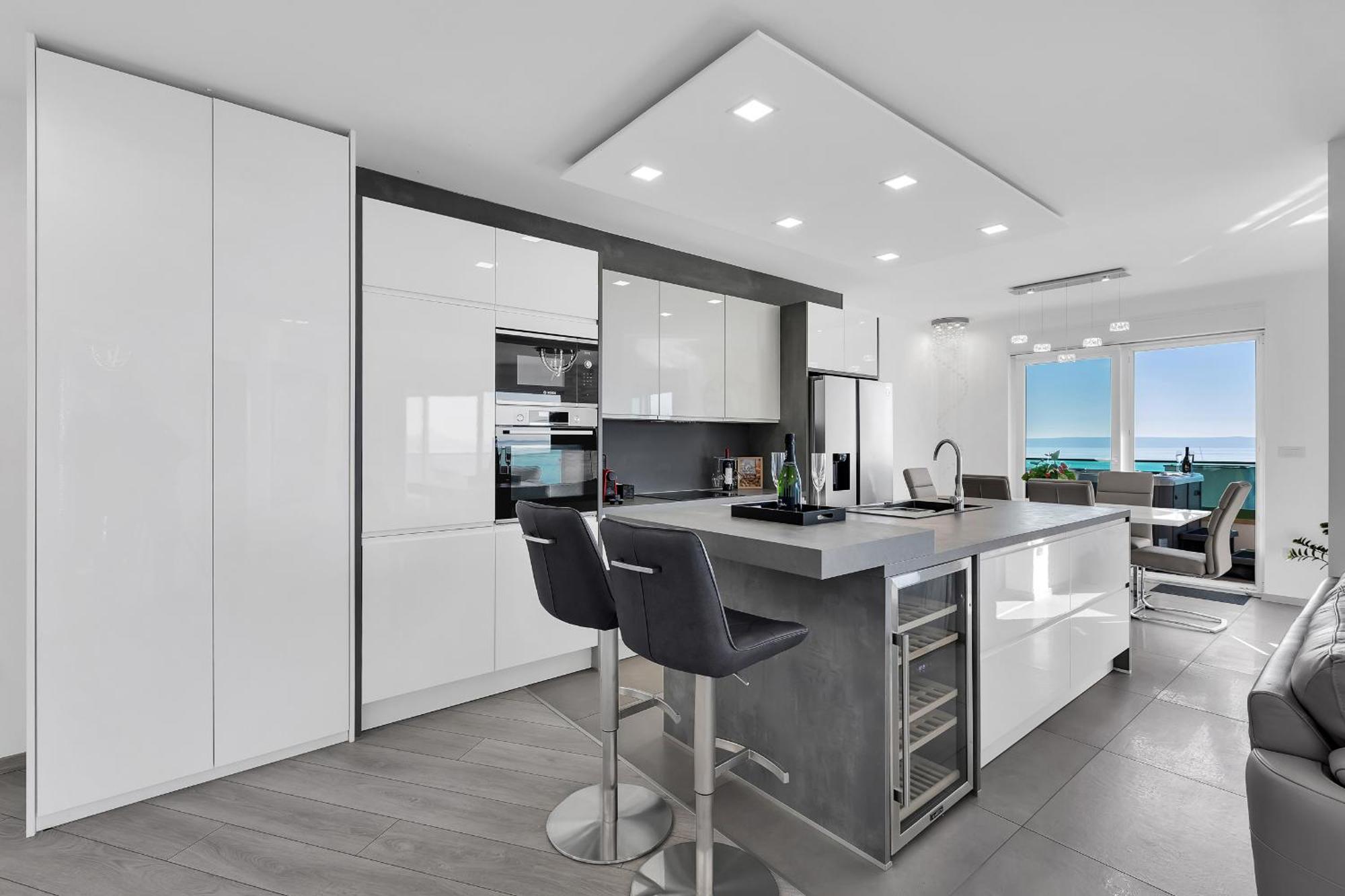 Appartamento Exclusive Penthouse Big Blue With Private Jacuzzi Makarska Esterno foto