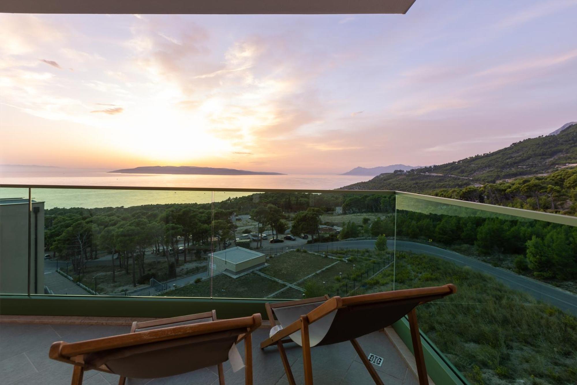 Appartamento Exclusive Penthouse Big Blue With Private Jacuzzi Makarska Esterno foto